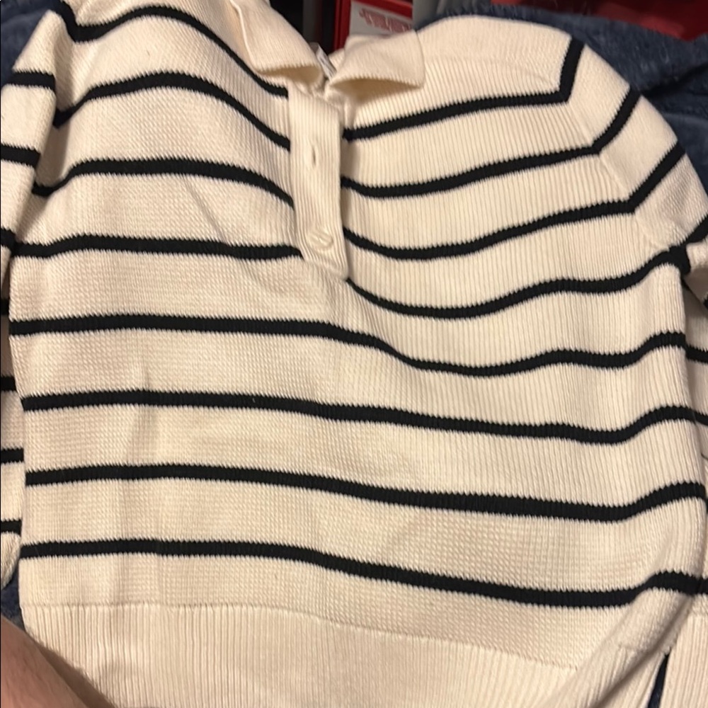 Abercrombie & Fitch Cream and Black Striped Sweater